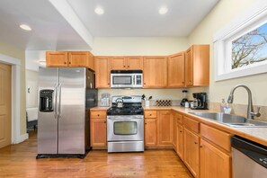 House, Multiple Beds, Patio, Garden View (118-G S Whitcomb - Group A&B) | Private kitchen | Fridge, microwave, oven, stovetop - Spacious Old Town Home Walk to Dining & Culture! (Fort Collins)