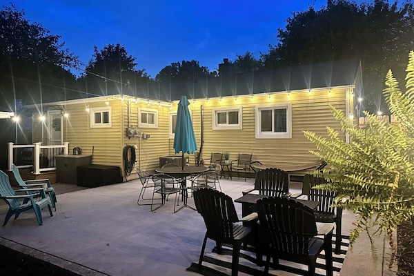 屋外ダイニングエリア