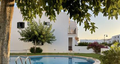 Non-detached house with swimming pool