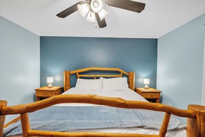 5 soverom, strykejern/-brett, wi-fi og sengetøy