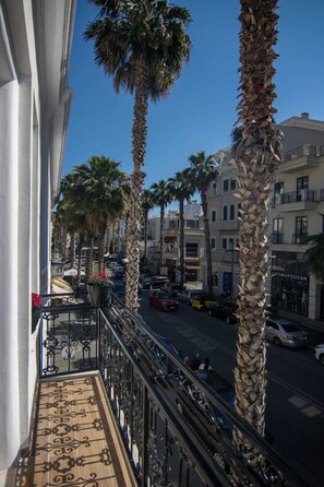 Habitació, 1 dormitori, balcó, vistes a la ciutat | Balcó