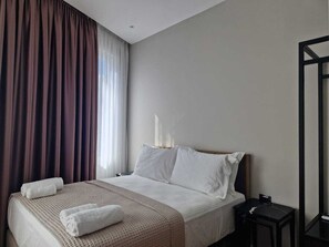 Rom, 1 soverom, balkong, byutsikt | 1 soverom