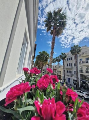 Room, 1 Bedroom, Balcony, City View | Exterior