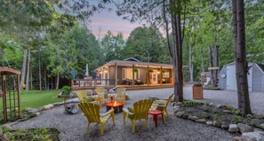 Terrace/patio - Peninsula Perch: Water & Trails (Wiarton)