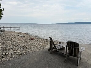 Property grounds - Peninsula Perch: Water & Trails (Wiarton)