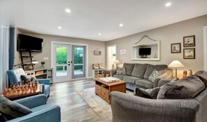 TV, fireplace, DVD player