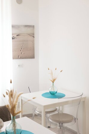 Zimmer, 1 Schlafzimmer, Raucher | Esszimmer