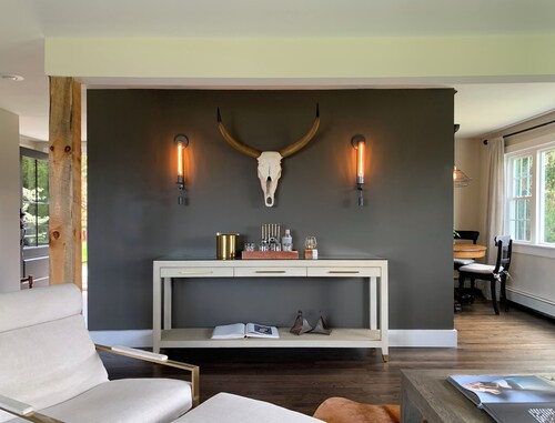 Owl's House: A Cozy Farm Stay in the Heart of "Mystic Country," SE Connecticut