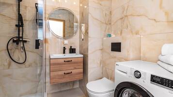 Appartement Confort, balcon | Salle de bain