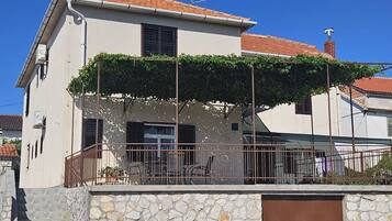 Apartment | Exterior