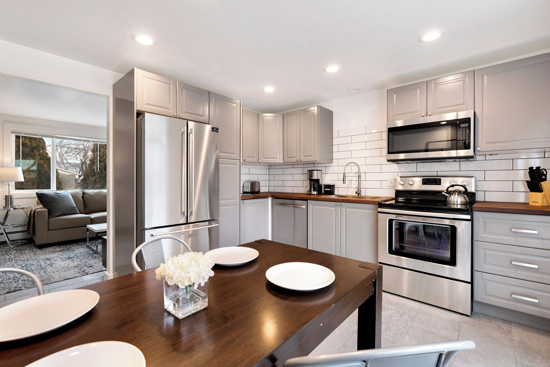 Townhome, Multiple Beds, Patio, Garden View | Private kitchen | Fridge, microwave, oven, stovetop
