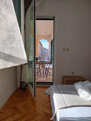 Apartment | 3 bedrooms, iron/ironing board