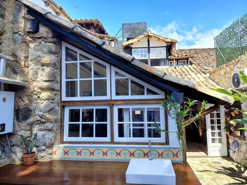 Casa Verde, the most charming house in the Historic Center of Paraty!