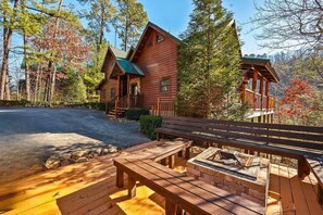 Suite | 5 bedrooms, Internet