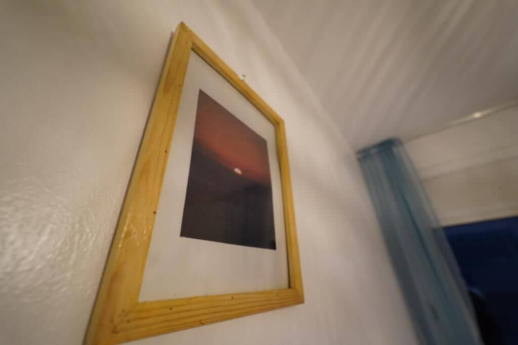 Foto - Anza sets house