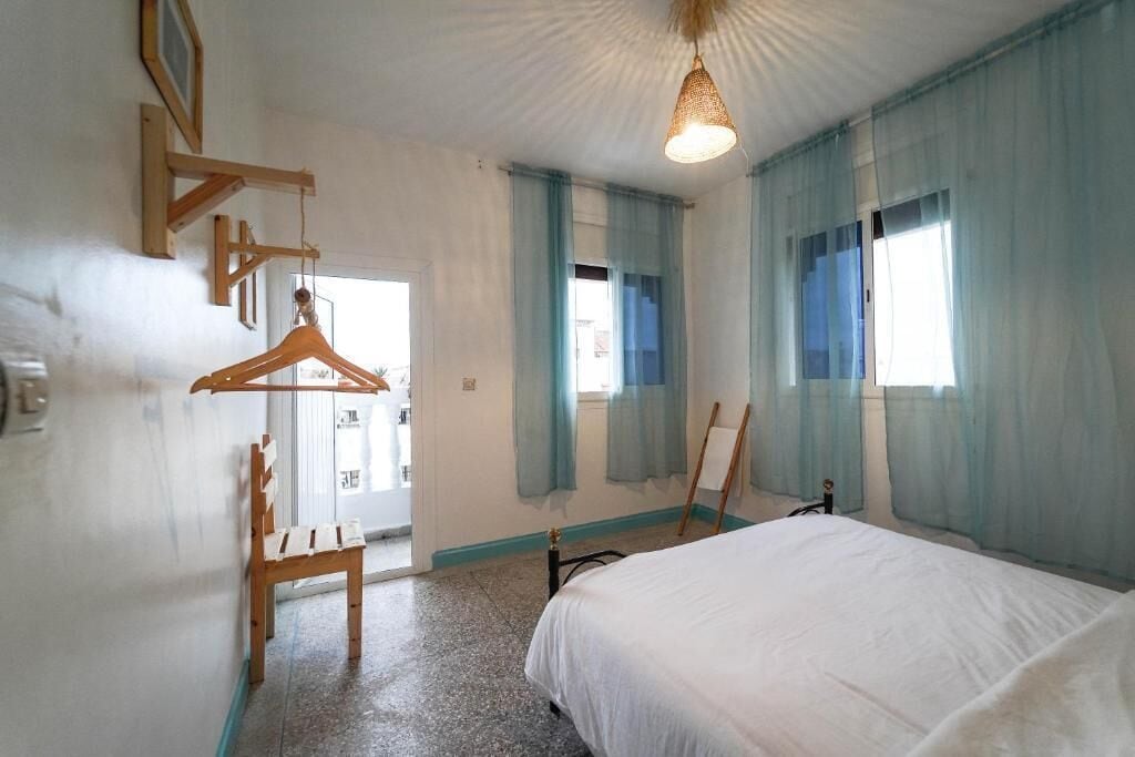 Foto - Anza sets house