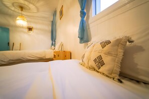 Classic Triple Room | Free WiFi