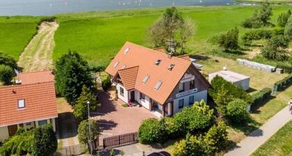 Apartamenty Prima with 2 bedrooms Beach is only 10 minutes walk away