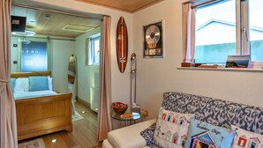 Unclassified image, 2 of 31, button - Chalet in Tintagel With Stunning Sea Views (Tintagel)