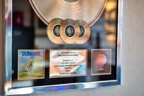 Chalet | Interior detail - Chalet in Tintagel With Stunning Sea Views (Tintagel)