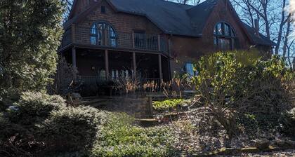 The Carriage House Inn Bed and Breakfast