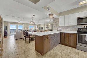 Fridge, microwave, oven, stovetop - 2 Bedroom Deluxe Oceanfront Condo w/Private Balcony, just steps from the beach! (Panama City)