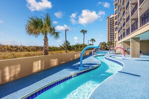 Innenpool, Außenpool