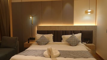 Superior kamer, uitzicht op stad | Een bureau, een laptopwerkplek, gratis wifi, beddengoed