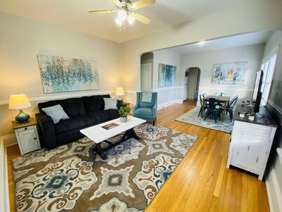 The Bungalow Retreat by UNC - Free Bikes!