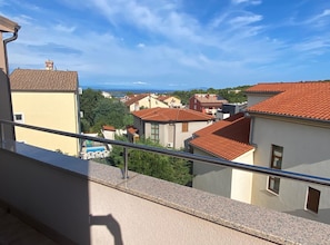 Appartement (Two Bedroom Apartment) | Balcon