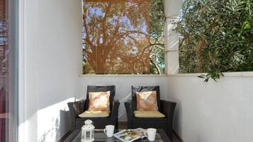 House (Two Bedroom House) | Balcony