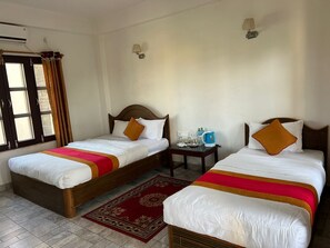 Deluxe Double or Twin Room, Balcony, Garden View