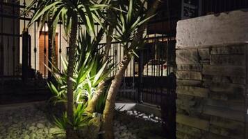 Apartemen (One-Bedroom Apartment With Garden Vie) | Eksterior