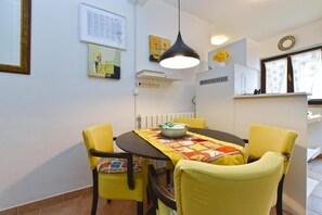 Apartment, 1 Bedroom, Terrace | Dining room - Stylish Flat With Pool Access and Fully Equipped Spaces (Vodnjan)