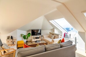 Apartment | Living room