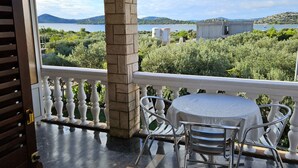 Apartment | Balcony