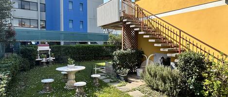 公寓, 吸煙房 | 2 間睡房