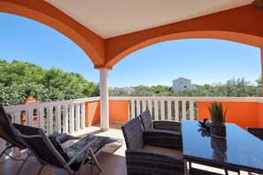 Apartment | Balcony