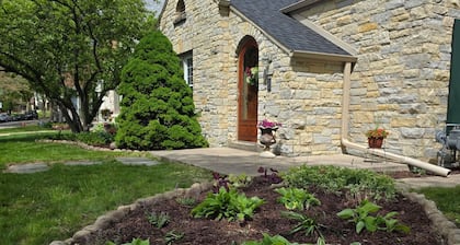 Welcome to the Charming Stone Haven, a beautiful three bedroom property.