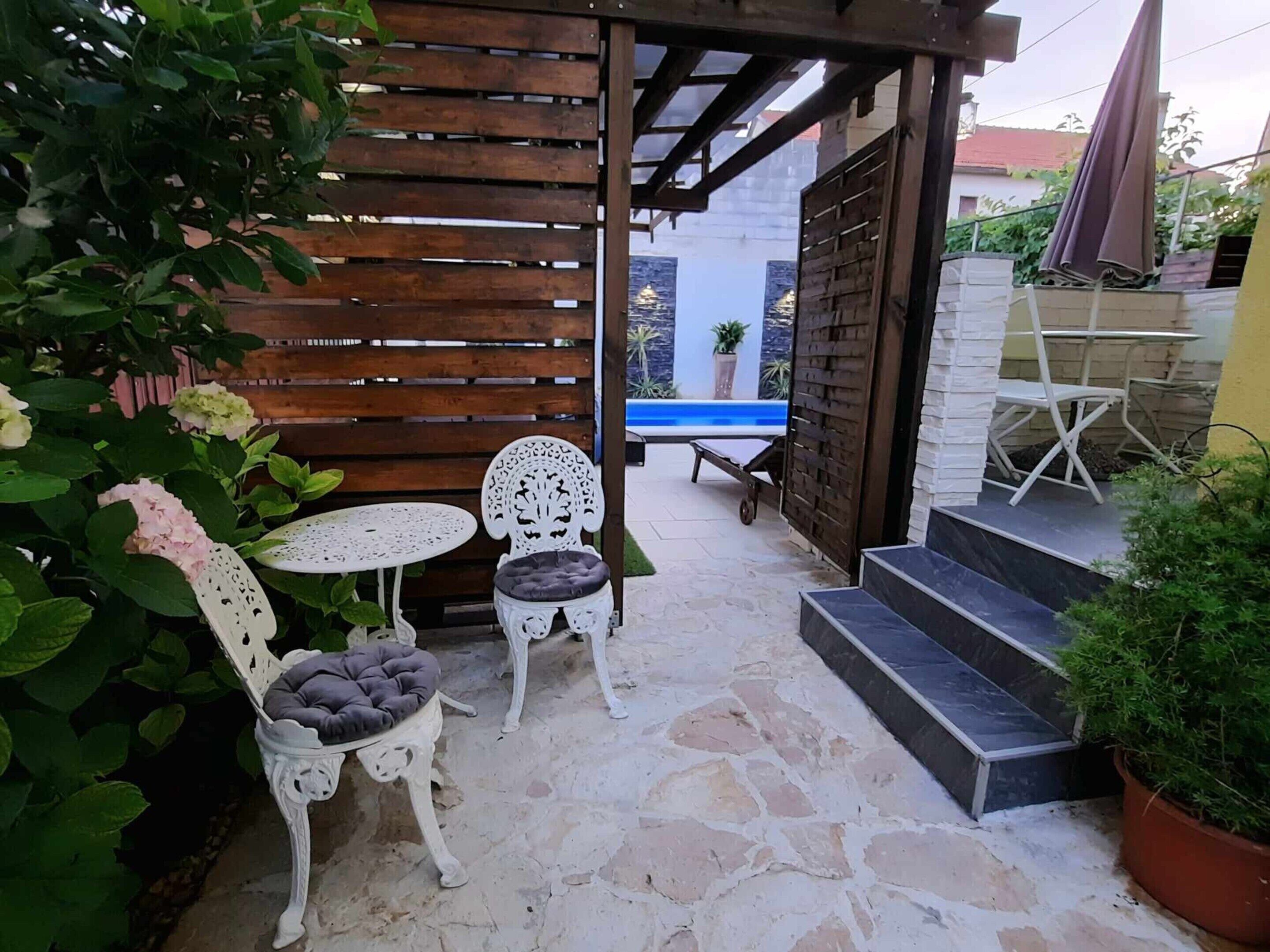Apartment | Terrace/patio