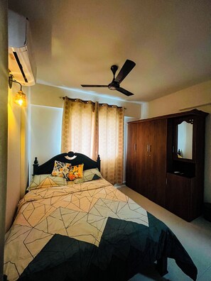 3 bedrooms, iron/ironing board, WiFi