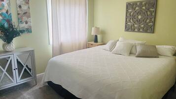 2 多间卧室、WiFi、床单