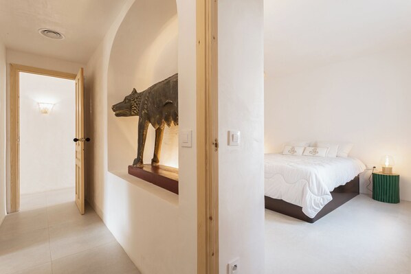 4 Schlafzimmer, Bügeleisen/Bügelbrett, WLAN, Bettwäsche