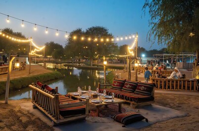  Al Marmoom Oasis Bedouin Tent Experience