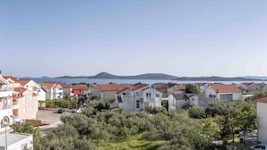 Apartment | Exterior - One-bedroom Apartment in Vodice (Vodice)