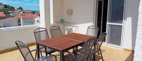 Apartment | Balcony