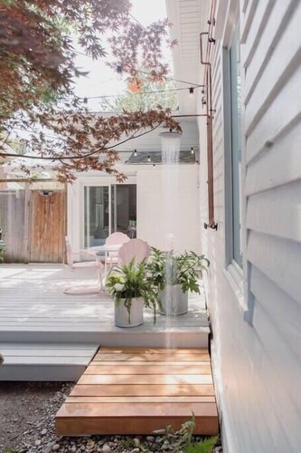 Beach-chic | Palm Springs design | Close to beach