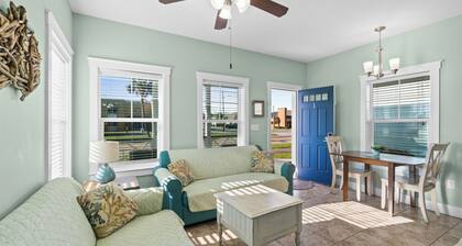 Cozy Cottage 3 of 6 with Pool Views| 2BR | Pool