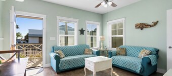 Cozy Cottage 1 of 4 with Bay Views| 2BR | Pool | Grill | Near Bay & Gulf