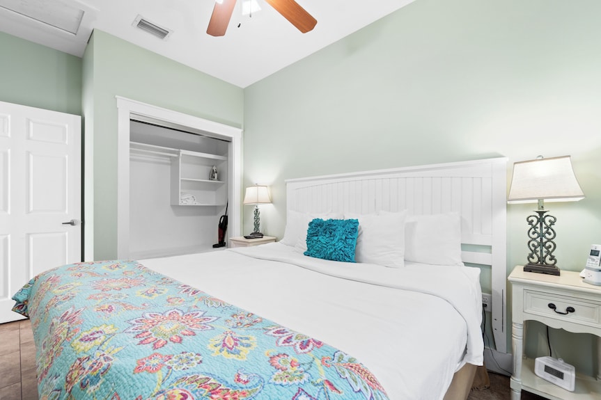 Cozy Cottage 3 Of 4 With Bay Views| 2br | Pool - Port St. Joe, FL